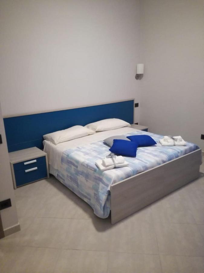 Affittacamere Borgata Marina Roseto Capo Spulico Bagian luar foto