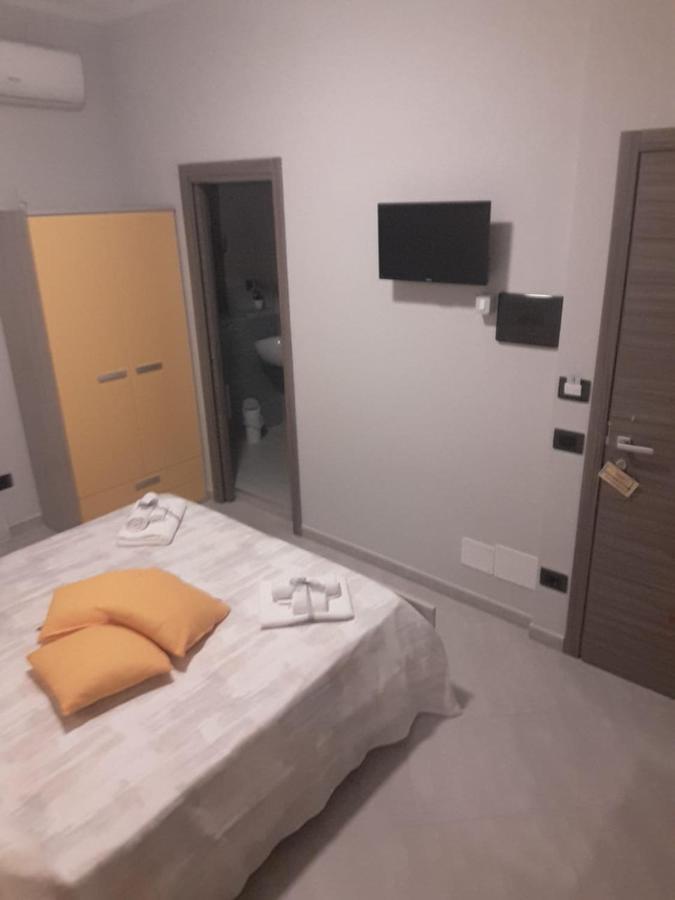 Affittacamere Borgata Marina Roseto Capo Spulico Bagian luar foto