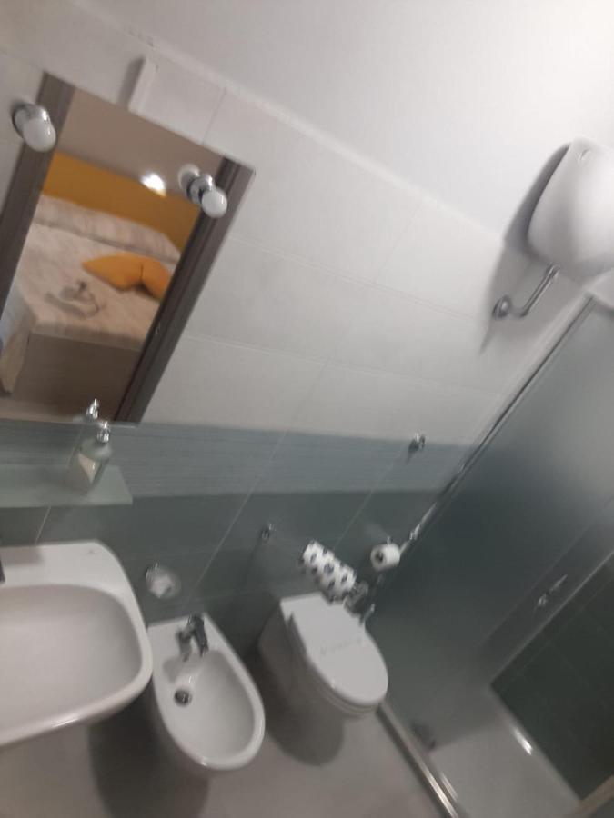 Affittacamere Borgata Marina Roseto Capo Spulico Bagian luar foto
